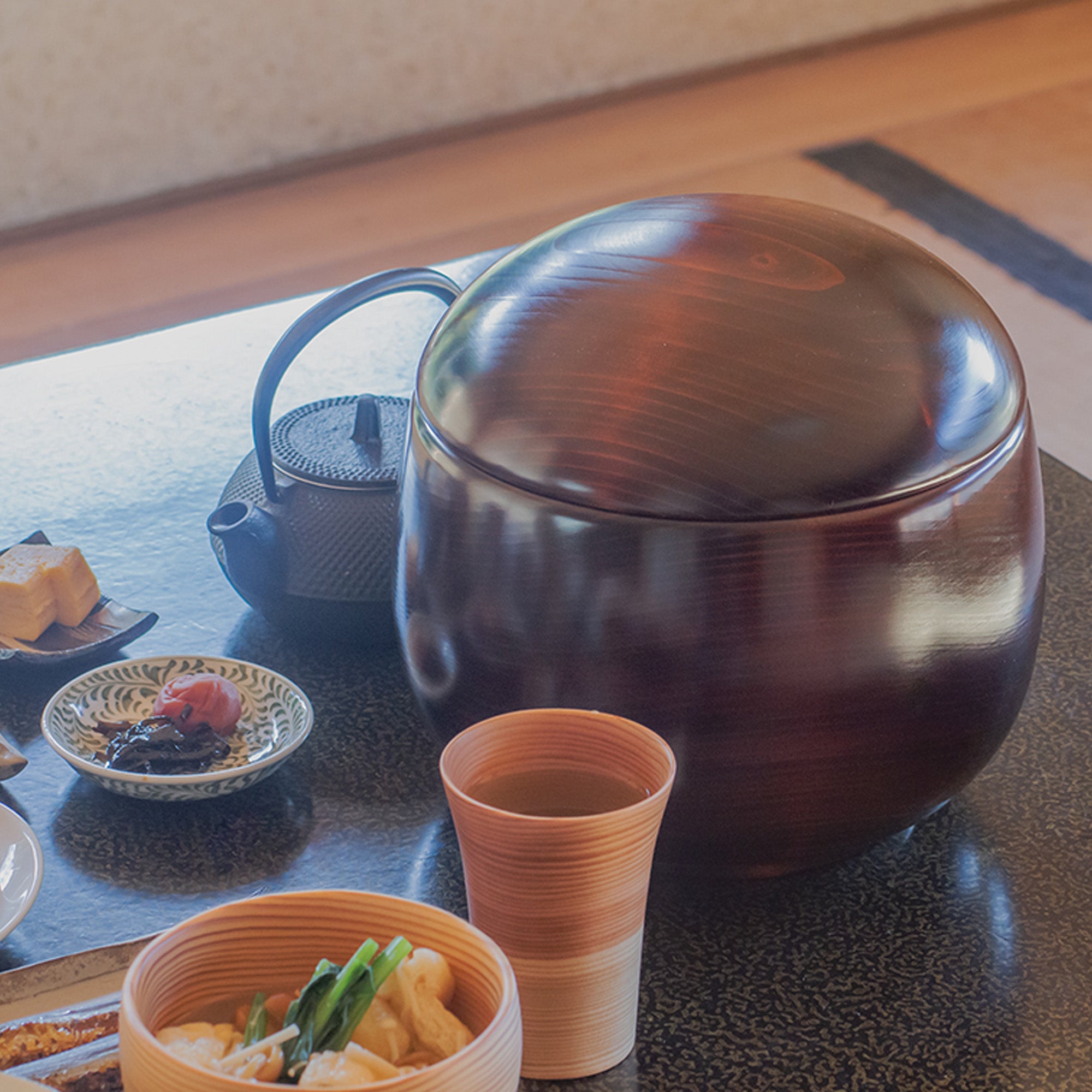 [Tsutsumi Asakichi Urushi Shop x SHIZQ] Kamehachi NUKADOKO